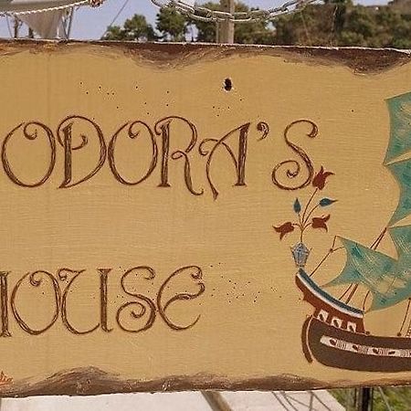 Theodora'S House Overlooking Valtos Hotel Parga Exterior foto