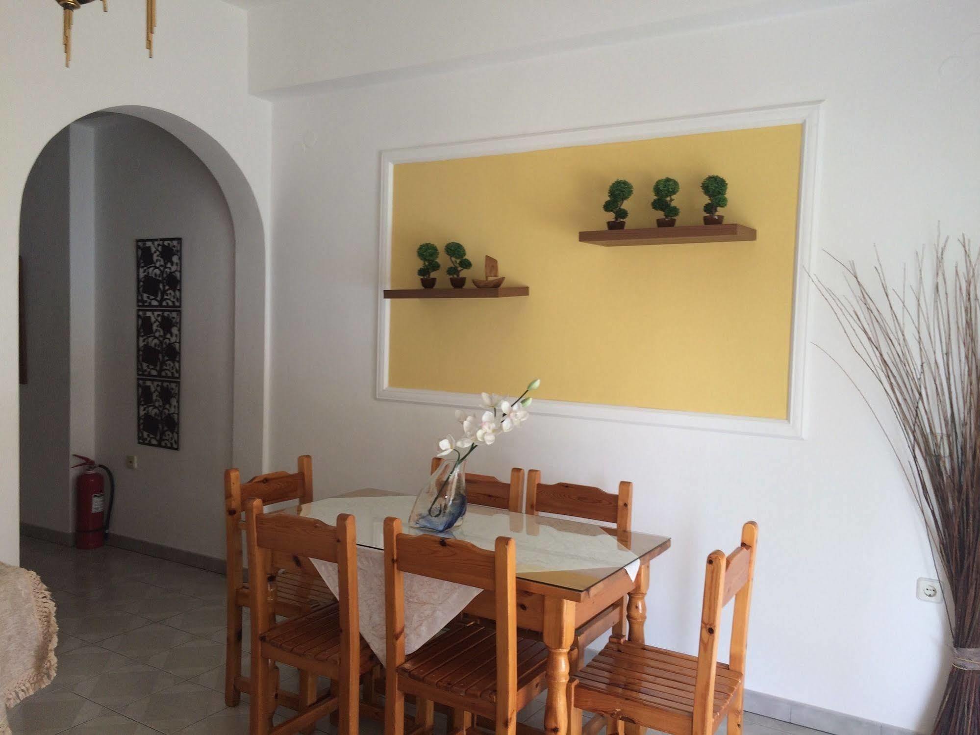 Theodora'S House Overlooking Valtos Hotel Parga Exterior foto